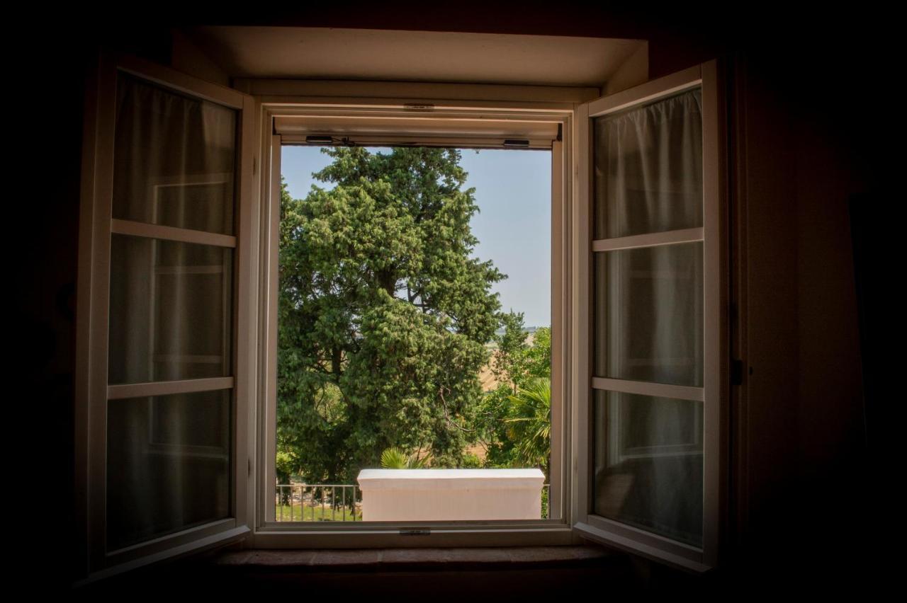 Tenuta Villa Colle Sereno Монтемарчано Екстериор снимка